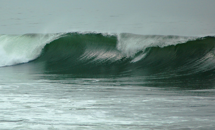 HB Pier 8-18-05 Wave 2
